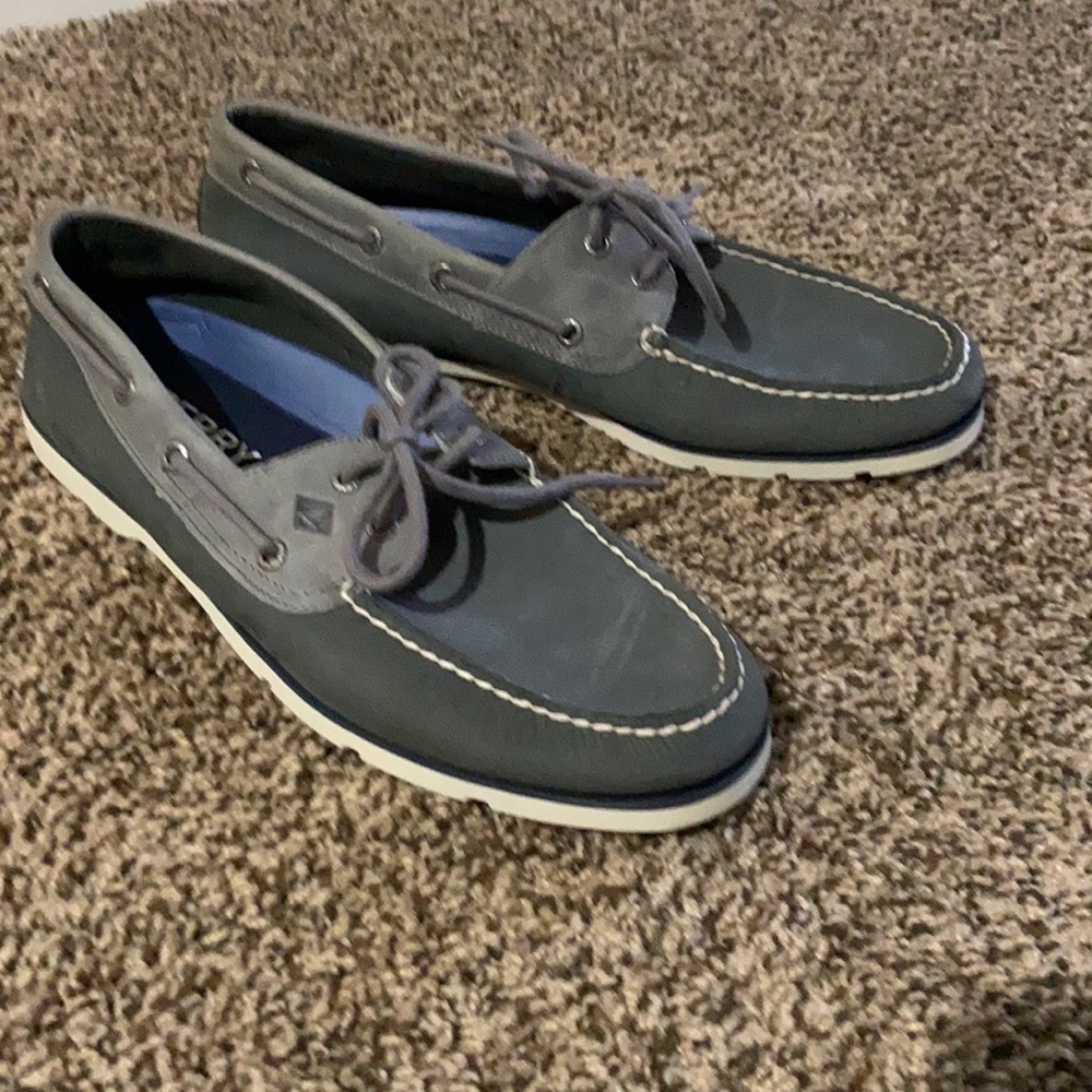Men’s Top Sider boat shoes - Picture 3 of 3